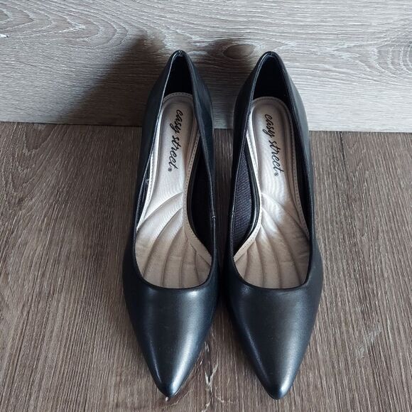 Easy Street Pointe Pump Black Faux Leather Size 7W - Picture 9 of 10
